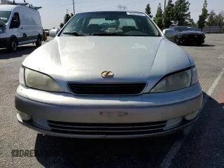 1997 Lexus ES 300 Luxury Sport Sdn with VIN JT8BF22GXV5010055, listed as a Copart auction lot 76507554 with 177,269 mi miles and Salvage Title. Bid and sale history available at carsss.com. Image 5.