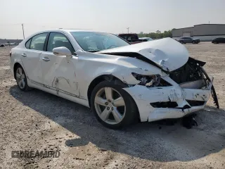 2010 Lexus LS 460 z VIN JTHBL5EF0A5097424, wystawiony jako Copart lot #59780325 z przebiegiem Nie podano mil oraz Szkoda całkowita • Salvage title. Historia ofert i sprzedaży dostępna na DreamBid. Obrazek 4.