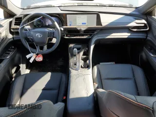 2025 Toyota Crown XLE z VIN JTDACAAJ1S3002589, wystawiony jako Copart lot #46674455 z przebiegiem 9 535 mil mil oraz Szkoda całkowita • Salvage title. Historia ofert i sprzedaży dostępna na DreamBid. Obrazek 8.