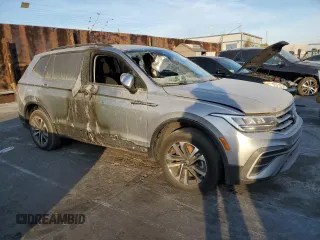 2023 Volkswagen Tiguan S with VIN 3VVFB7AX6PM001994, listed as a Copart auction lot 81246484 with 34,336 mi miles and Clean title. Bid and sale history available at DreamBid. Image 4.