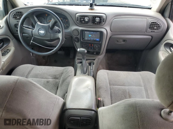 2005 Chevrolet TrailBlazer LS with VIN 1GNDS13S652324801, listed as a Copart auction lot 49913205 with 274,752 mi miles and Salvage Title. Bid and sale history available at DreamBid. Image 8.