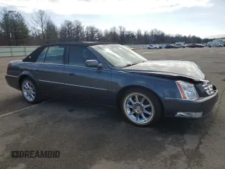 2010 Cadillac DTS w/1SC with VIN 1G6KD5EY6AU133836, listed as a Copart auction lot 46990655 with 112,195 mi miles and Salvage Title. Bid and sale history available at carsss.com. Image 4.