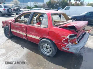 1990 Mitsubishi Mirage z VIN JA3CU26X2LU049259, wystawiony jako IAAI lot #41788912 z przebiegiem Nie podano mil oraz . Historia ofert i sprzedaży dostępna na DreamBid. Obrazek 3.