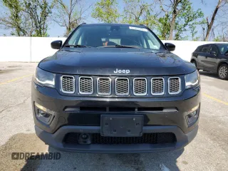2018 Jeep Compass Altitude with VIN 3C4NJDBBXJT220422, listed as a Copart auction lot 53780225 with 93,004 mi miles and Salvage title. Bid and sale history available at DreamBid. Image 5.