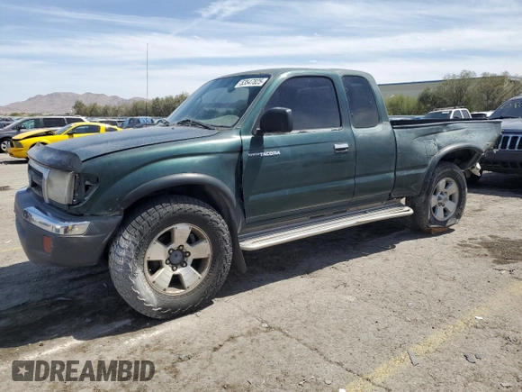 2000 Toyota Tacoma with VIN 4TAWN72N4YZ623900, listed as a Copart auction lot 53547825 with 239,998 mi miles and Salvage title. Bid and sale history available at DreamBid. Image 1.