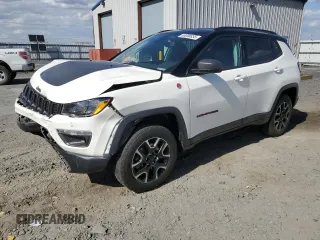 2020 Jeep Compass Trailhawk z VIN 3C4NJDDB1LT221636, wystawiony jako Copart lot #65008835 z przebiegiem 24 291 mil mil oraz Szkoda całkowita • Salvage title. Historia ofert i sprzedaży dostępna na DreamBid. Obrazek 1.
