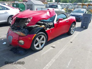 2008 Pontiac Solstice z VIN 1G2MB35B58Y102189, wystawiony jako IAAI lot #42146408 z przebiegiem Nie podano mil oraz . Historia ofert i sprzedaży dostępna na DreamBid. Obrazek 2.
