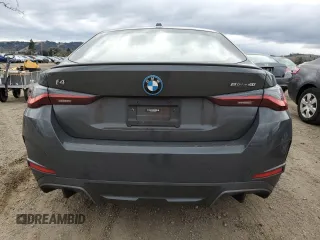 2022 BMW i4 eDrive40 z VIN WBY73AW08NFM60741, wystawiony jako Copart lot #43797635 z przebiegiem 24 051 mil mil oraz Szkoda całkowita • Salvage title. Historia ofert i sprzedaży dostępna na DreamBid. Obrazek 6.