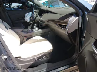 2019 Cadillac XT4 FWD Sport with VIN 1GYFZER40KF155600, listed as a IAAI auction lot 41759287 with 66,882 mi miles. Bid and sale history available at carsss.com. Image 5.