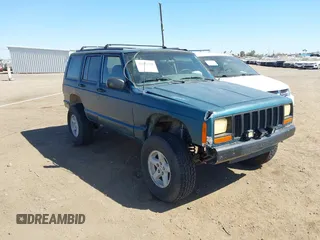 1997 Jeep Cherokee Sport with VIN 1J4FJ68S4VL592390, listed as a IAAI auction lot 41682369 with 194,624 mi miles. Bid and sale history available at carsss.com. Image 1.