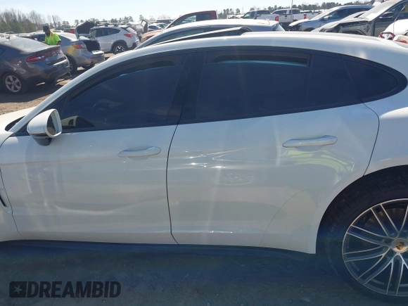 2018 Porsche Panamera с VIN WP0AA2A74JL105312, выставлен на аукционе IAAI как лот 41672584 с пробегом Не указан миль и . История ставок и продаж доступна на DreamBid. Изображение 14.