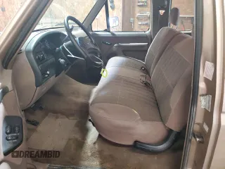 1993 Ford F-150 with VIN 1FTEX15NXPKB04599, listed as a Copart auction lot 56181044 with 212,148 mi miles and Clean Title. Bid and sale history available at carsss.com. Image 7.