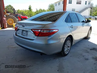 2017 Toyota Camry XLE with VIN 4T1BF1FK7HU631334, listed as a IAAI auction lot 42040087 with 116,728 mi miles. Bid and sale history available at carsss.com. Image 4.