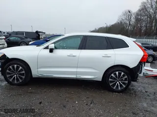 2023 Volvo XC60 Plus Bright Theme with VIN YV4L12RN4P1278552, listed as a IAAI auction lot 41541129 with 13,891 mi miles. Bid and sale history available at carsss.com. Image 14.