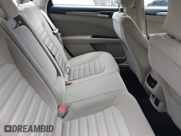 2017 Ford Fusion Hybrid SE с VIN 3FA6P0LU4HR301943, выставлен на аукционе IAAI как лот 42217709 с пробегом 102 791 миль миль и . История ставок и продаж доступна на DreamBid. Изображение 8.