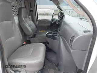 2006 Ford Econoline Cargo with VIN 1FTRE14W16HA85762, listed as a IAAI auction lot 42075835 with 88,491 mi miles. Bid and sale history available at carsss.com. Image 5.