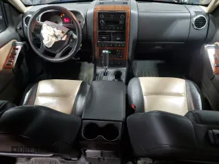 2010 Ford Explorer Eddie Bauer z VIN 1FMEU7EEXAUB03116, wystawiony jako Copart lot #56654435 z przebiegiem 175 866 mil mil oraz Szkoda całkowita • Salvage title. Historia ofert i sprzedaży dostępna na DreamBid. Obrazek 8.