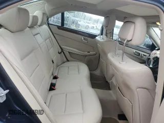 2014 Mercedes-Benz E 350 Luxury z VIN WDDHF8JB0EA983897, wystawiony jako Copart lot #44218125 z przebiegiem 53 786 mil mil oraz Szkoda całkowita • Salvage title. Historia ofert i sprzedaży dostępna na DreamBid. Obrazek 10.