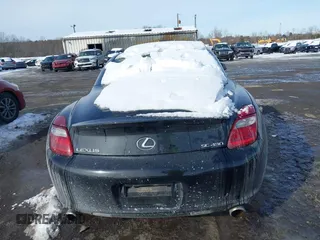 2006 Lexus SC 430 z VIN JTHFN48Y269008343, wystawiony jako IAAI lot #41233248 z przebiegiem 211 487 mil mil oraz . Historia ofert i sprzedaży dostępna na DreamBid. Obrazek 16.