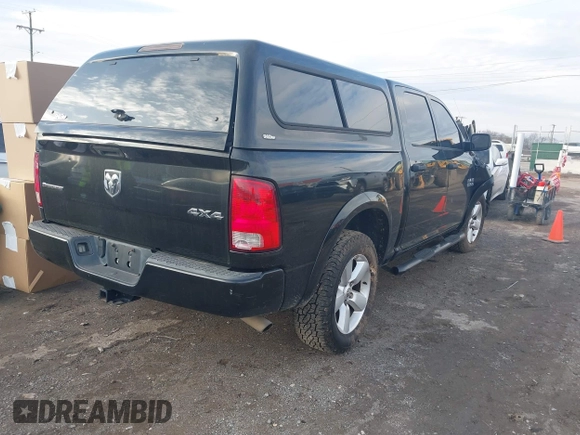 2015 Ram 1500 Outdoorsman z VIN 1C6RR7LT8FS653031, wystawiony jako IAAI lot #41581094 z przebiegiem 129 178 mil mil oraz . Historia ofert i sprzedaży dostępna na DreamBid. Obrazek 4.