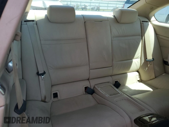 2008 BMW 3 Series 328xi z VIN WBAWC33558PD08407, wystawiony jako Copart lot #54255975 z przebiegiem 158 970 mil mil oraz Szkoda całkowita • Salvage title. Historia ofert i sprzedaży dostępna na DreamBid. Obrazek 10.
