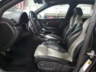 2007 Audi S4 z VIN WAUGL78EX7A237031, wystawiony jako Copart lot #52225755 z przebiegiem 117 290 mil mil oraz Szkody całkowita. Historia ofert i sprzedaży dostępna na DreamBid. Obrazek 7.