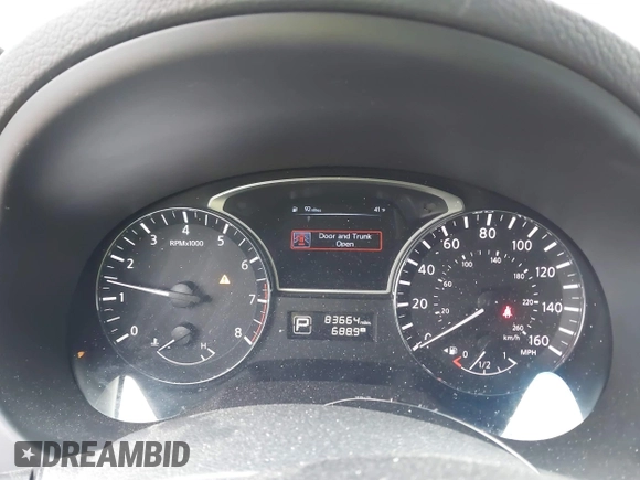 2014 Nissan Altima SV with VIN 1N4AL3AP8EN385266, listed as a IAAI auction lot 42050393 with 83,664 mi miles and . Bid and sale history available at carsss.com. Image 7.