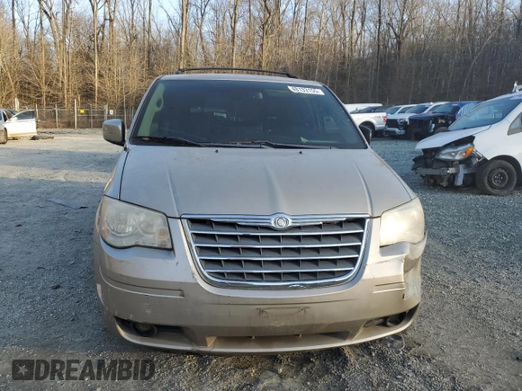 2009 Chrysler Town & Country Touring with VIN 2A8HR54X49R653052, listed as a Copart auction lot 48133155 with 151,527 mi miles and Salvage Title. Bid and sale history available at DreamBid. Image 5.