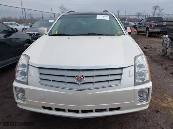 2007 Cadillac SRX with VIN 1GYEE637470148837, listed as a IAAI auction lot 41494010 with 66,095 mi miles. Bid and sale history available at carsss.com. Image 13.