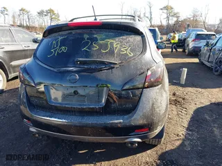 2011 Nissan Murano SV with VIN JN8AZ1MW2BW186059, listed as a IAAI auction lot 41432417 with 999,999 mi miles. Bid and sale history available at carsss.com. Image 6.