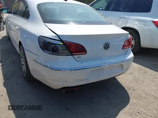 2014 Volkswagen CC R-Line с VIN WVWBP7AN5EE529218, выставлен на аукционе IAAI как лот 42404851 с пробегом 164 775 миль миль и . История ставок и продаж доступна на DreamBid. Изображение 6.