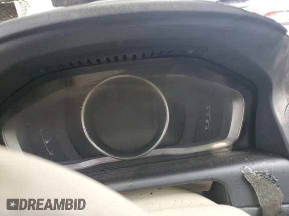 2016 Volvo XC60 T5 Drive-E Premier с VIN YV440MDK9G2784999, выставлен на аукционе Copart как лот 49850175 с пробегом Не указан миль и На запчасти • Non repairable. История ставок и продаж доступна на DreamBid. Изображение 9.
