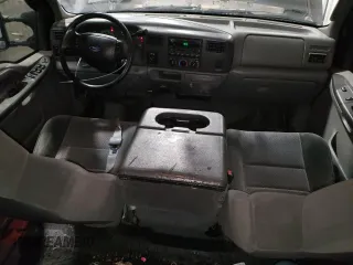 2003 Ford Super Duty F-250 XL with VIN 1FTNW21F33EA02965, listed as a Copart auction lot 52647395 with 278,603 mi miles and Salvage Title. Bid and sale history available at carsss.com. Image 8.
