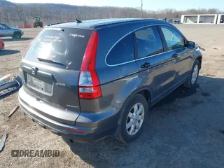 2011 Honda CR-V SE with VIN 5J6RE4H43BL053648, listed as a IAAI auction lot 41895942 with 186,869 mi miles. Bid and sale history available at carsss.com. Image 4.