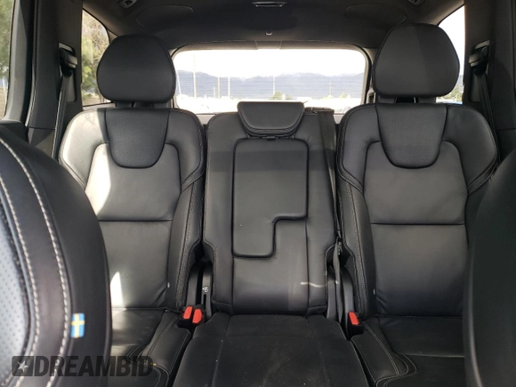 2022 Volvo XC90 R-Design with VIN YV4BR0CM8N1792295, listed as a Copart auction lot 41708124 with 24,774 mi miles and Clean Title. Bid and sale history available at carsss.com. Image 10.