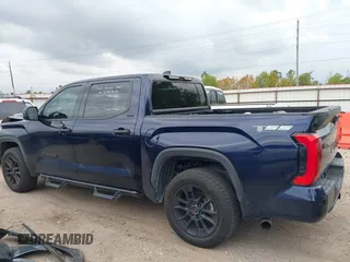 2022 Toyota Tundra 2WD SR5 with VIN 5TFLA5AB8NX017358, listed as a IAAI auction lot 38043908 with 22,386 mi miles. Bid and sale history available at carsss.com. Image 15.