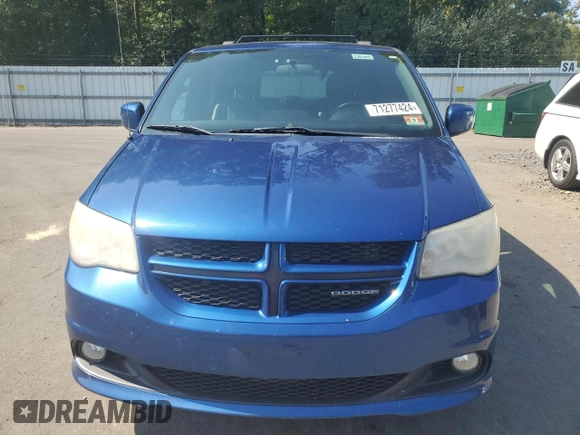2011 Dodge Grand Caravan R/T with VIN 2D4RN7DG1BR757106, listed as a Copart auction lot 71277424 with Not Provided miles and Salvage Title. Bid and sale history available at DreamBid. Image 5.