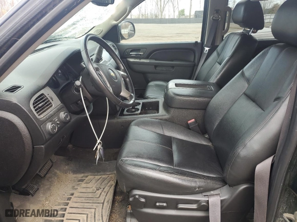2013 Chevrolet Avalanche LT with VIN 3GNTKFE78DG315735, listed as a Copart auction lot 50941295 with 136,112 mi miles and Clean Title. Bid and sale history available at carsss.com. Image 7.