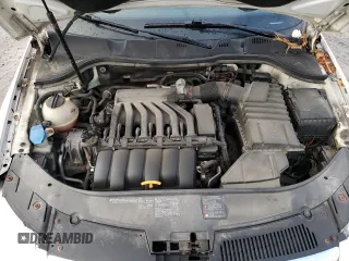 2008 Volkswagen Passat VR6 z VIN WVWDU73C18E042907, wystawiony jako Copart lot #88163055 z przebiegiem 166 202 mil mil oraz Tytuł czysty. Historia ofert i sprzedaży dostępna na DreamBid. Obrazek 11.