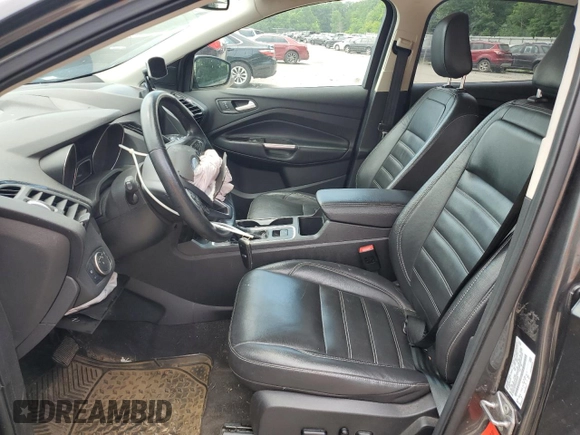 2019 Ford Escape Titanium с VIN 1FMCU9J9XKUA39544, выставлен на аукционе Copart как лот 62363005 с пробегом 80 831 миль миль и Списание • Salvage title. История ставок и продаж доступна на DreamBid. Изображение 7.