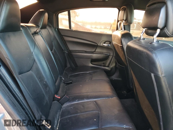 2014 Chrysler 200 Limited z VIN 1C3CCBCG3EN176547, wystawiony jako Copart lot #84256164 z przebiegiem 116 432 mil mil oraz Szkody całkowita. Historia ofert i sprzedaży dostępna na DreamBid. Obrazek 10.