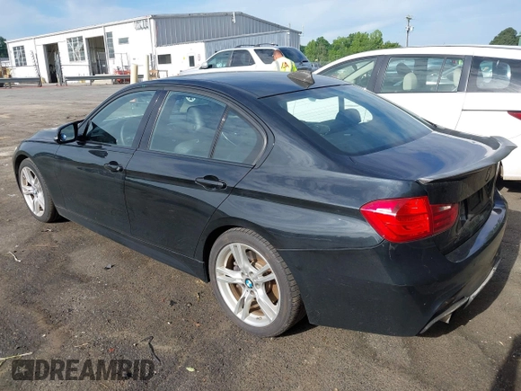 2014 BMW 3 Series 335i z VIN WBA3A9C55EF478907, wystawiony jako IAAI lot #42171256 z przebiegiem 107 119 mil mil oraz . Historia ofert i sprzedaży dostępna na DreamBid. Obrazek 3.