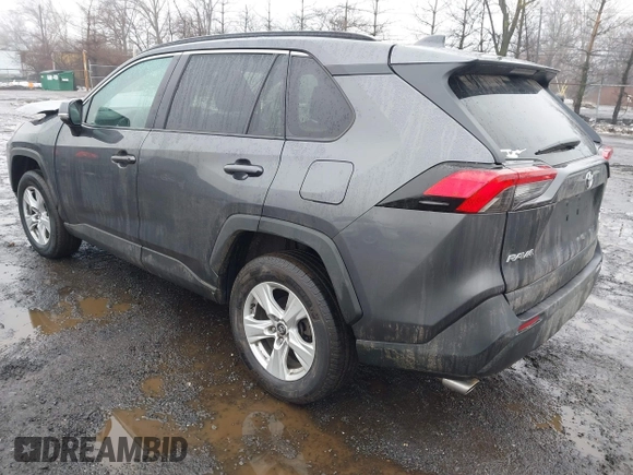 2020 Toyota RAV4 XLE with VIN 2T3P1RFV8LC122030, listed as a IAAI auction lot 41574567 with 42,586 mi miles and . Bid and sale history available at DreamBid. Image 3.