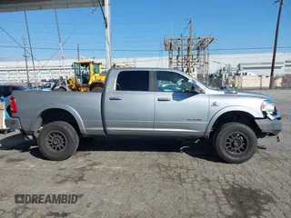 2019 Ram 2500 Laramie с VIN 3C6UR5FL5KG654343, выставлен на аукционе IAAI как лот 41645246 с пробегом 146 486 миль миль и . История ставок и продаж доступна на DreamBid. Изображение 13.