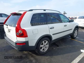 2005 Volvo XC90 with VIN YV1CY592651162430, listed as a IAAI auction lot 41809219 with 185,493 mi miles. Bid and sale history available at carsss.com. Image 4.