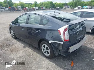 2014 Toyota Prius Four z VIN JTDKN3DUXE1816059, wystawiony jako IAAI lot #42268497 z przebiegiem 78 825 mil mil oraz . Historia ofert i sprzedaży dostępna na DreamBid. Obrazek 3.