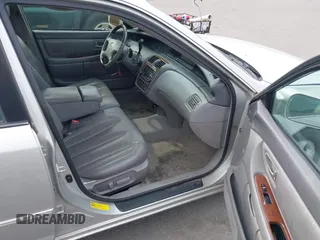2003 Toyota Avalon XL with VIN 4T1BF28B93U279272, listed as a IAAI auction lot 42106495 with 161,904 mi miles and . Bid and sale history available at carsss.com. Image 5.
