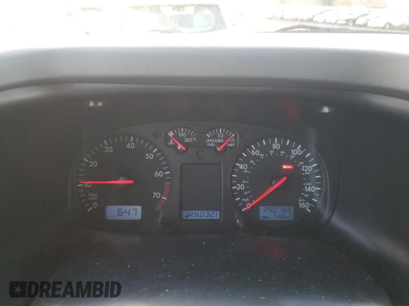 2003 Volkswagen EuroVan MV с VIN WV2MB47053H002505, выставлен на аукционе Copart как лот 83840884 с пробегом 250 786 миль миль и Чистый • Clean title. История ставок и продаж доступна на DreamBid. Изображение 9.