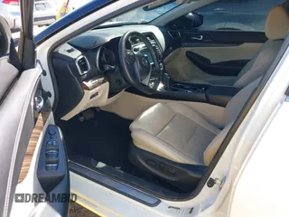 2017 Nissan Maxima SV с VIN 1N4AA6AP7HC453726, выставлен на аукционе IAAI как лот 42691341 с пробегом 92 651 миль миль и . История ставок и продаж доступна на DreamBid. Изображение 5.