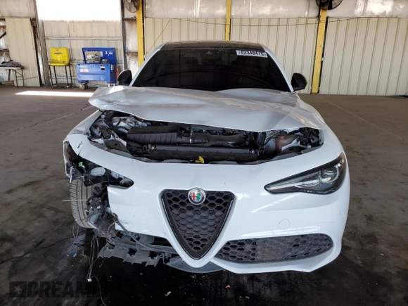 2019 Alfa Romeo Giulia Ti Sport with VIN ZARFAMBN7K7606337, listed as a Copart auction lot 62348415 with 43,709 mi miles and Salvage title. Bid and sale history available at DreamBid. Image 5.